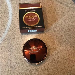 Too faced chocolate gold bronzer.